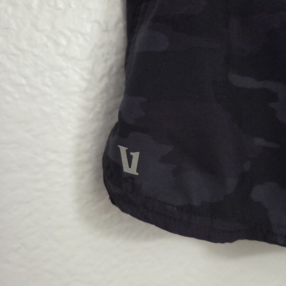 Vuori Clementine Shorts Women's Size Small - Picture 5 of 7
